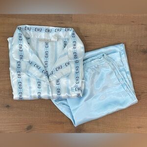 Delicates Pajama Set 
Size: XL    Color: Blue
Satin